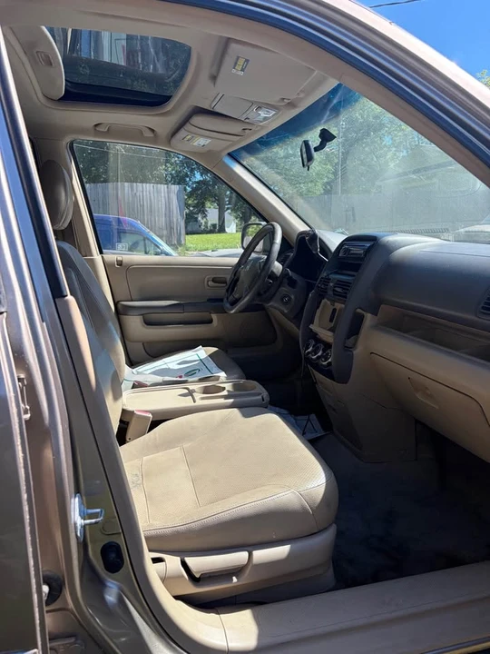 2006 Honda CR-V 2nd Gen - Image 5 of 12