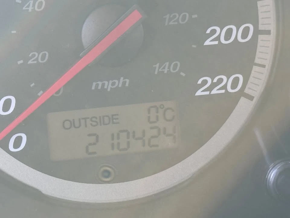 2006 Honda CR-V 2nd Gen - Image 9 of 13