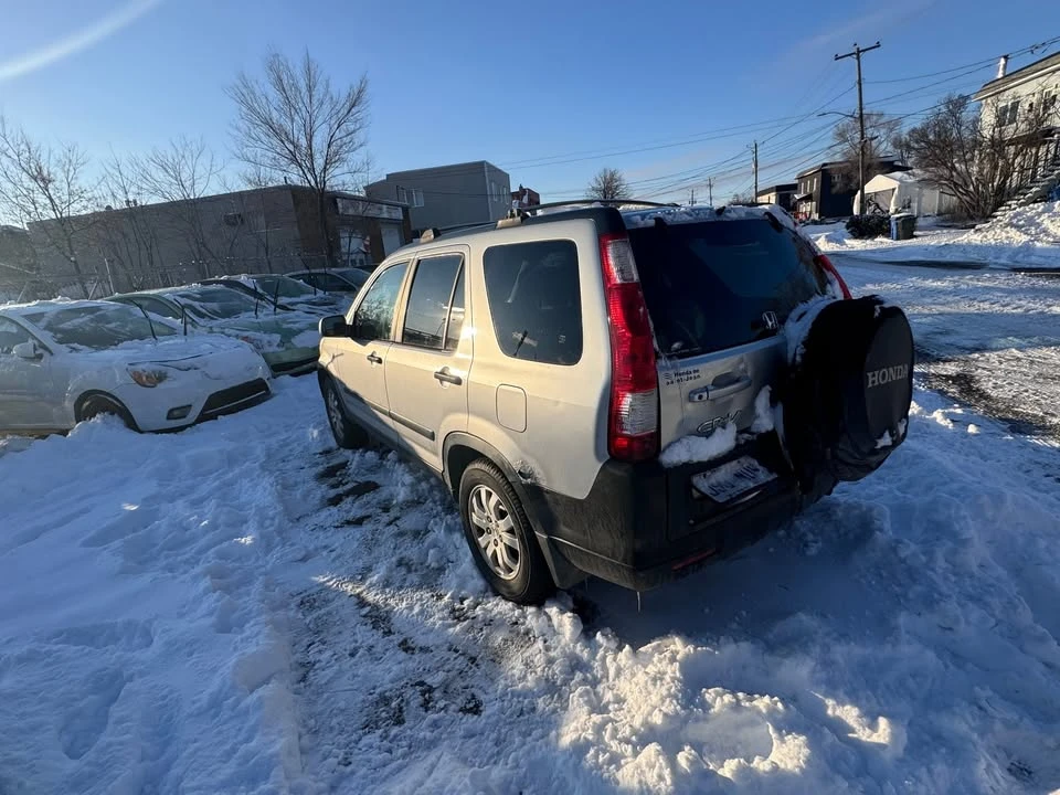 2006 Honda CR-V 2nd Gen - Image 6 of 13