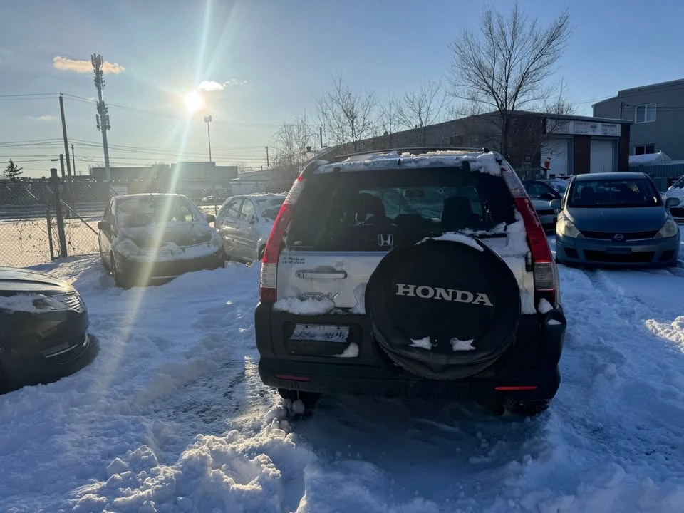 2006 Honda CR-V 2nd Gen - Image 5 of 13