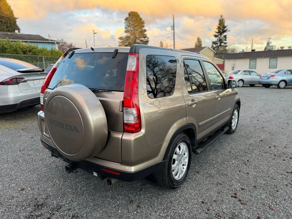 2006 Honda CR-V 2nd Gen - Image 2 of 19