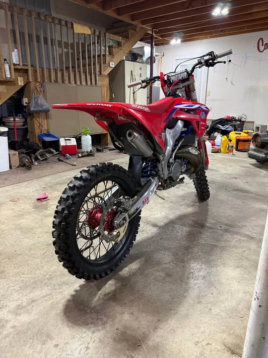 2006 Honda CR - Image 2 of 5