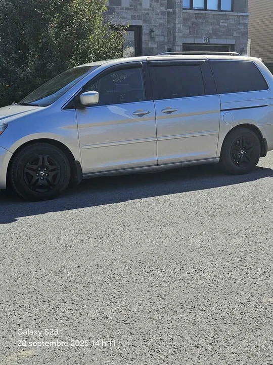 2006 Honda Odyssey - Image 17 of 18