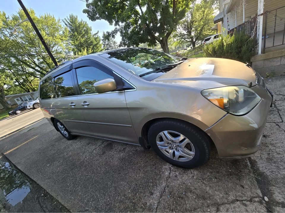 2006 Honda Odyssey - Image 2 of 7