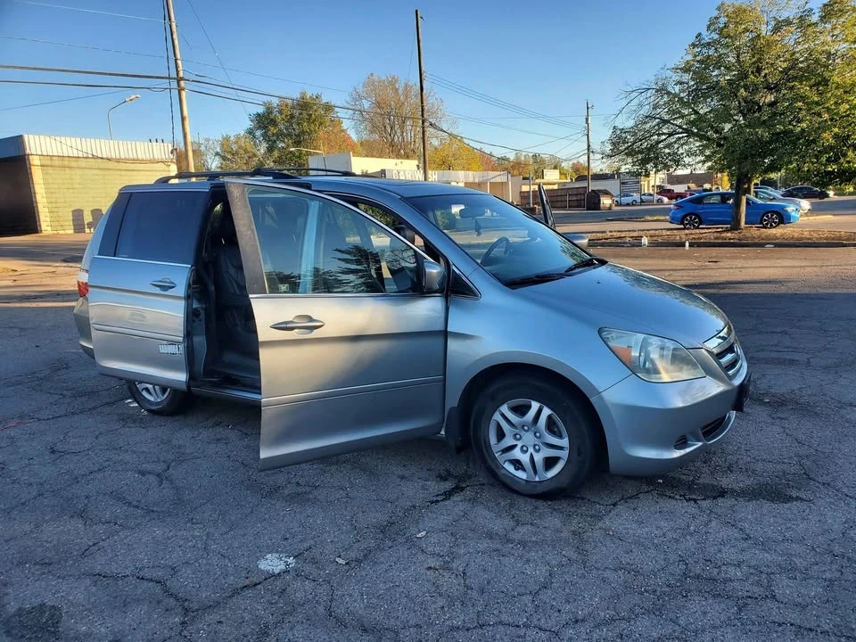 2006 Honda Odyssey - Image 7 of 9
