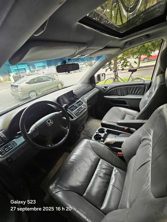 2006 Honda Odyssey - Image 9 of 15