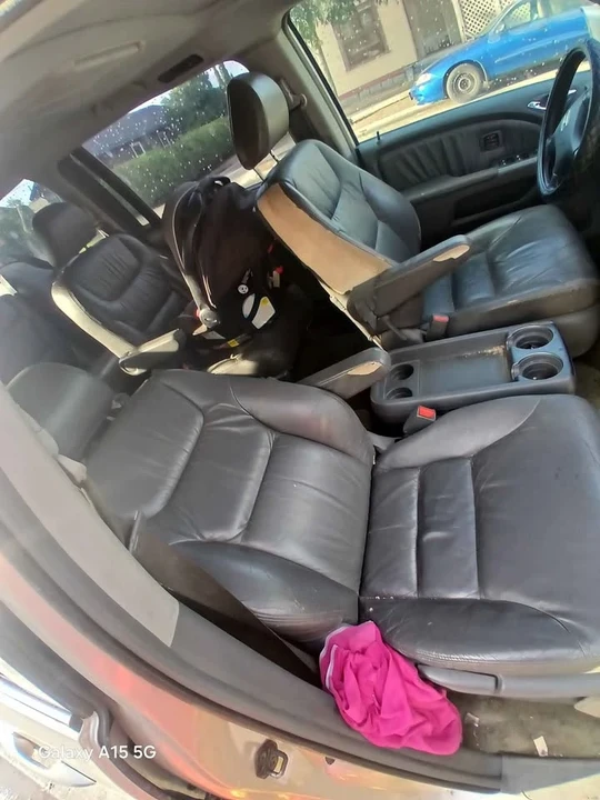 2006 Honda Odyssey - Image 8 of 8