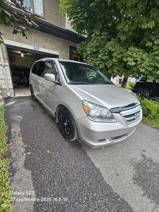 2006 Honda Odyssey - Image 14 of 15