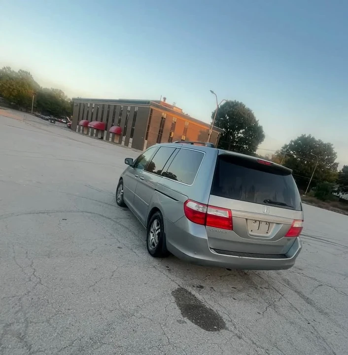 2006 Honda Odyssey - Image 6 of 16