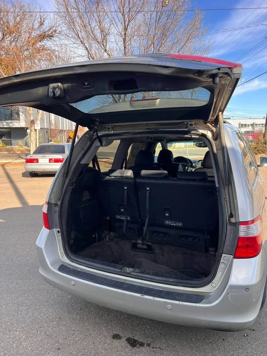 2006 Honda Odyssey - Image 11 of 12