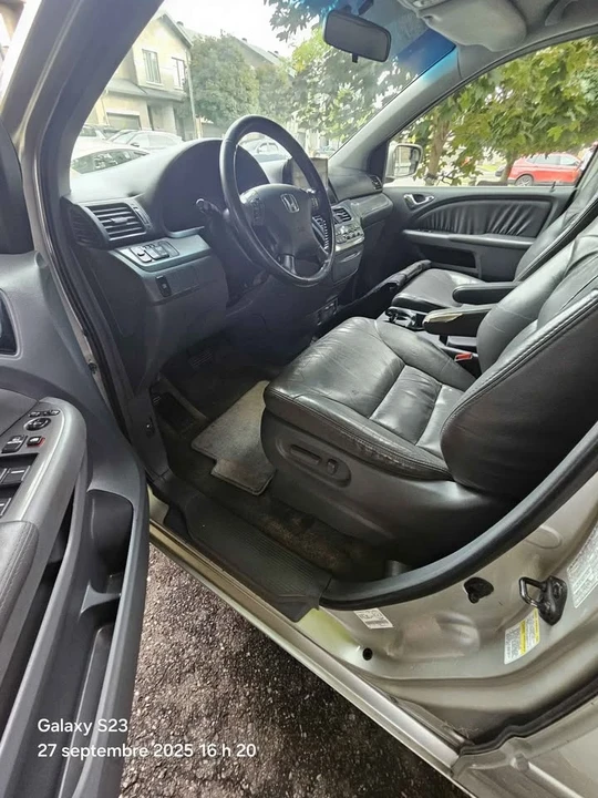 2006 Honda Odyssey - Image 11 of 18