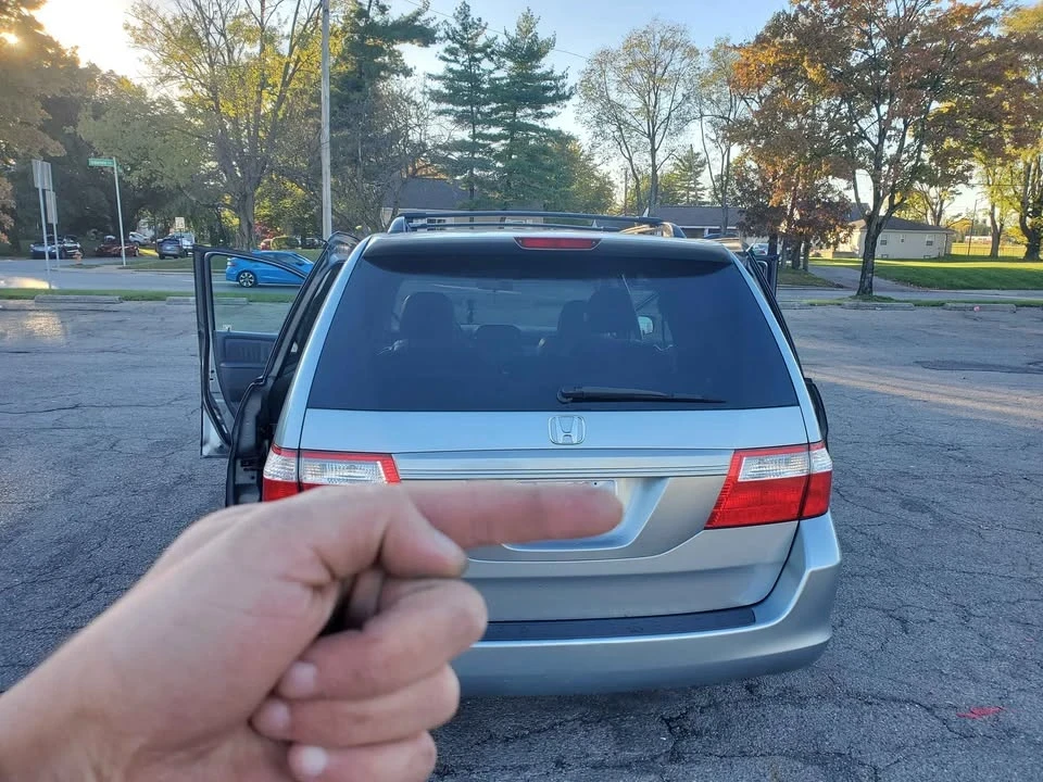 2006 Honda Odyssey - Image 6 of 9