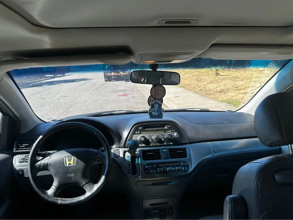 2006 Honda Odyssey - Image 12 of 13