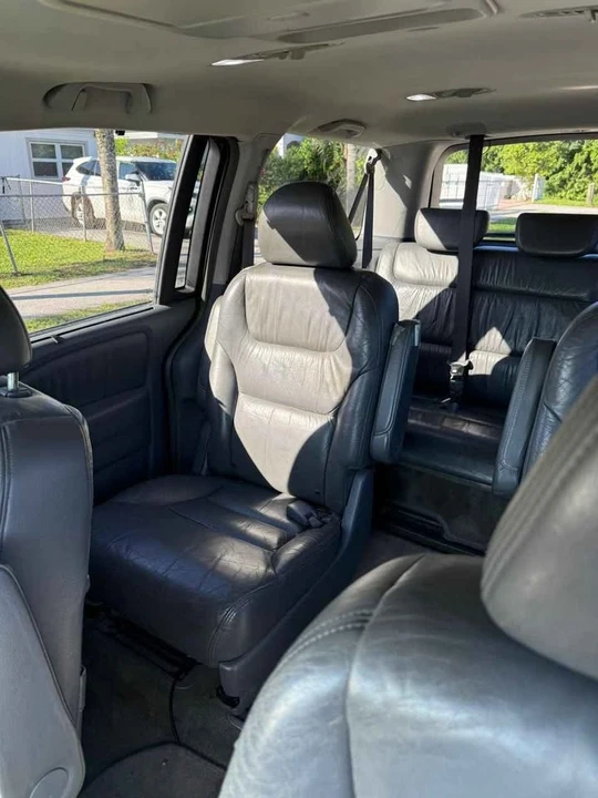 2006 Honda Odyssey - Image 3 of 7