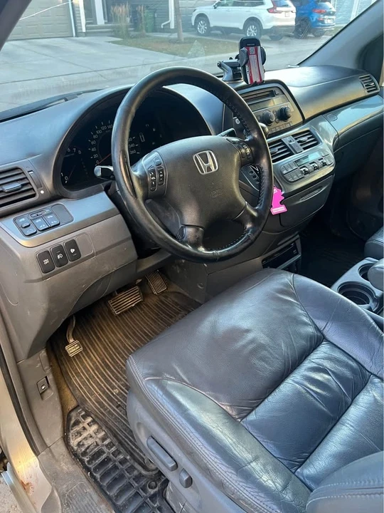 2006 Honda Odyssey - Image 3 of 10