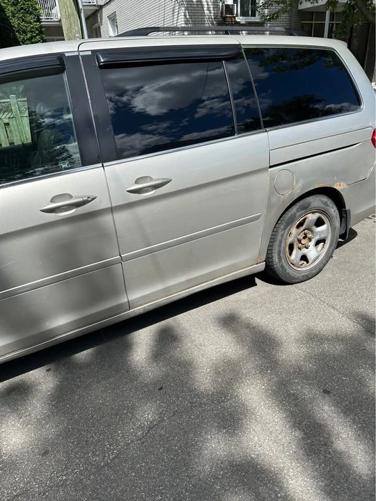 2006 Honda Odyssey - Image 2 of 6