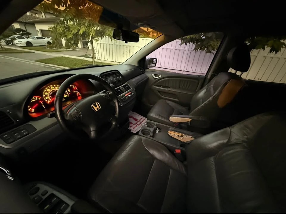 2006 Honda Odyssey - Image 10 of 12