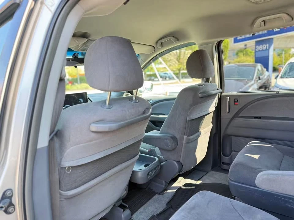 2006 Honda Odyssey - Image 11 of 12