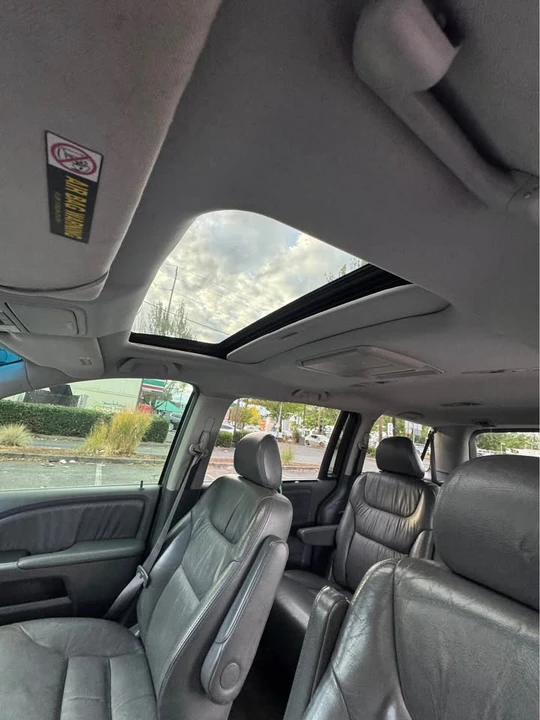 2006 Honda Odyssey - Image 8 of 12