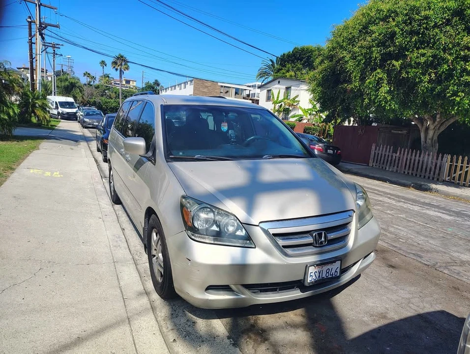 2006 Honda Odyssey - Image 2 of 6