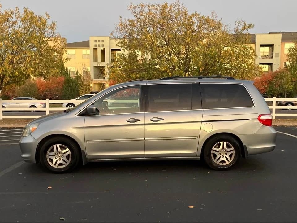 2006 Honda Odyssey - Image 3 of 17