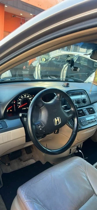 2006 Honda Odyssey - Image 6 of 7