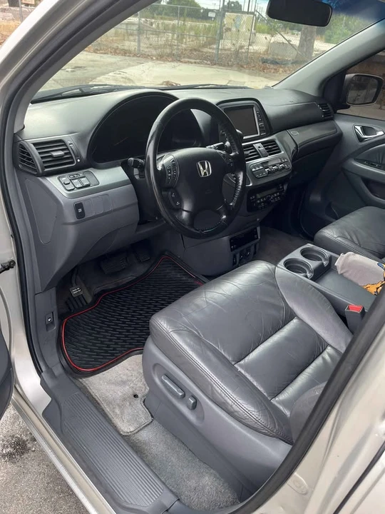 2006 Honda Odyssey - Image 18 of 20