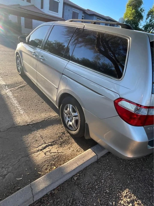 2006 Honda Odyssey - Image 2 of 14