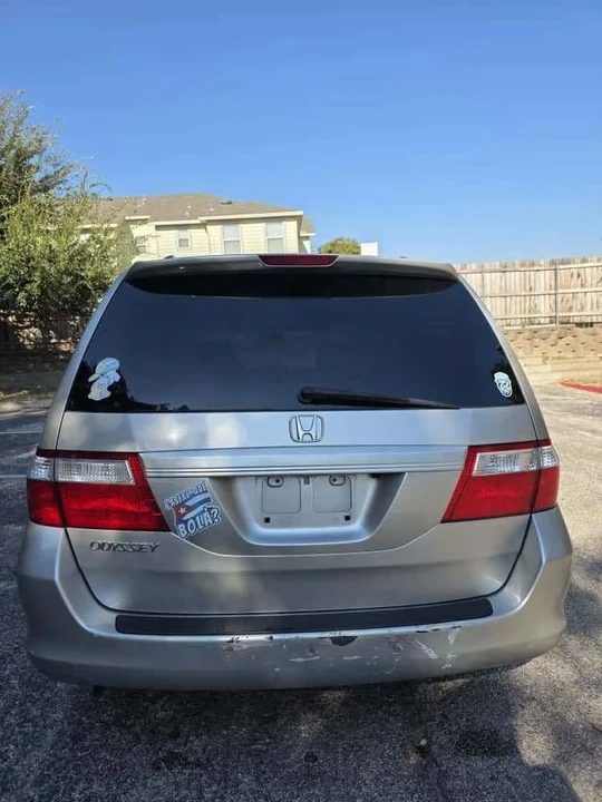 2006 Honda Odyssey - Image 2 of 7
