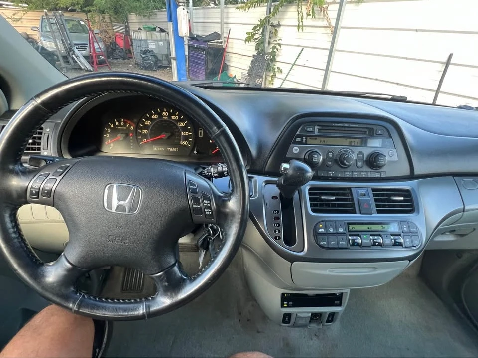 2006 Honda Odyssey - Image 8 of 19