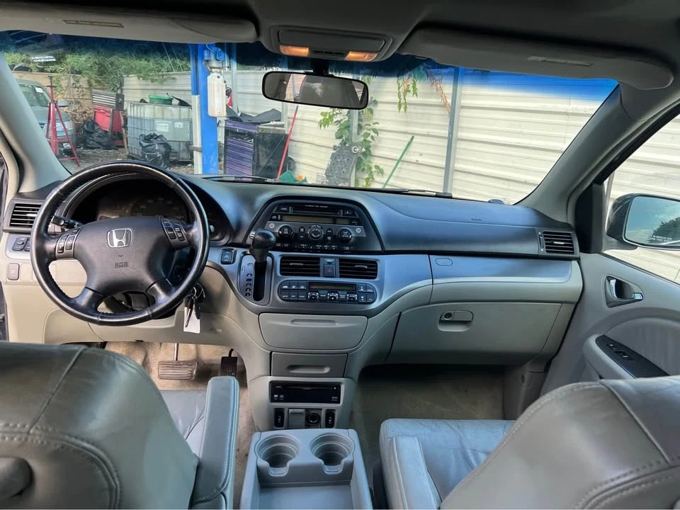 2006 Honda Odyssey - Image 15 of 19