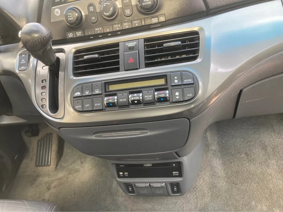2006 Honda Odyssey - Image 4 of 7
