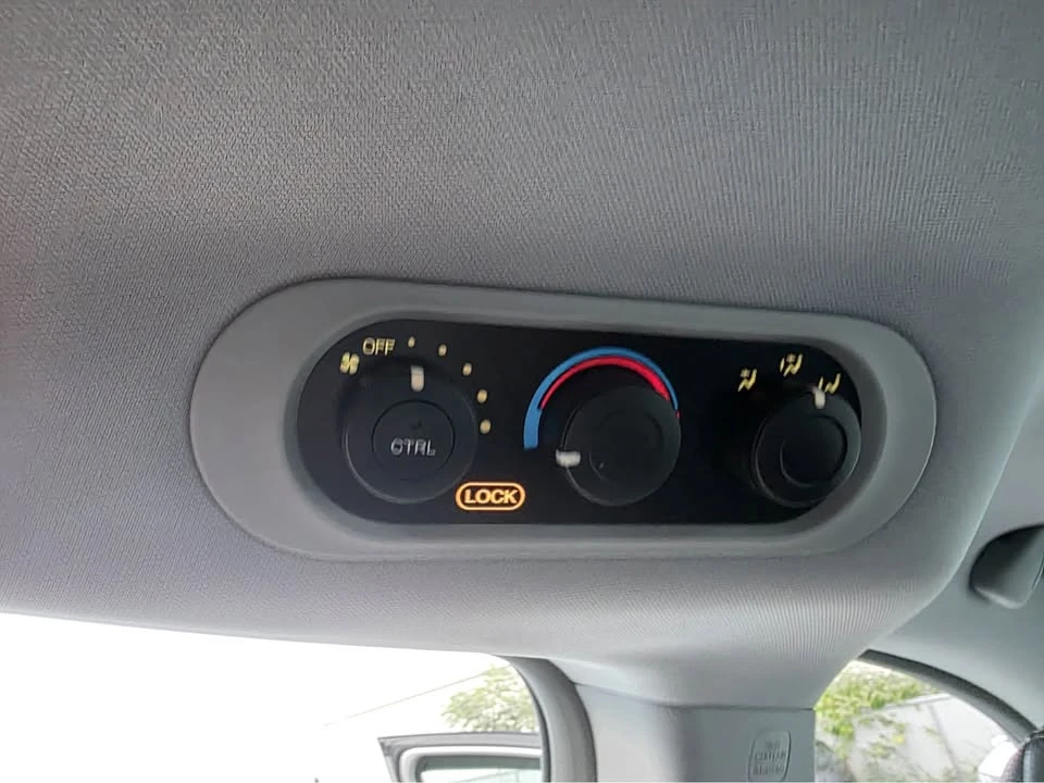2006 Honda Odyssey - Image 13 of 18