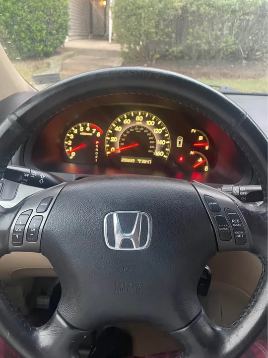 2006 Honda Odyssey - Image 8 of 14