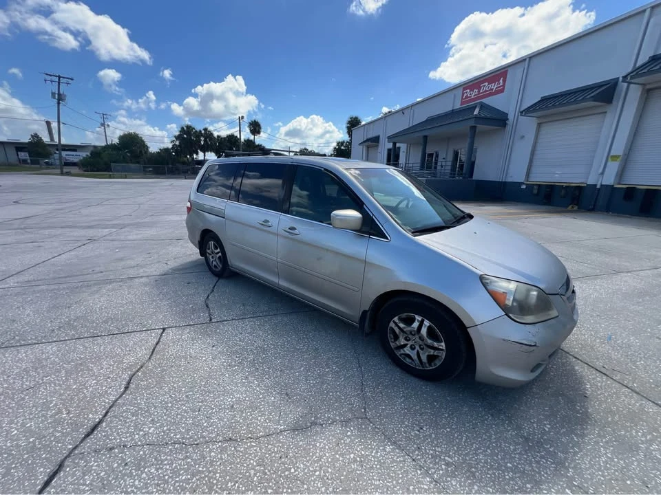 2006 Honda Odyssey - Image 2 of 8