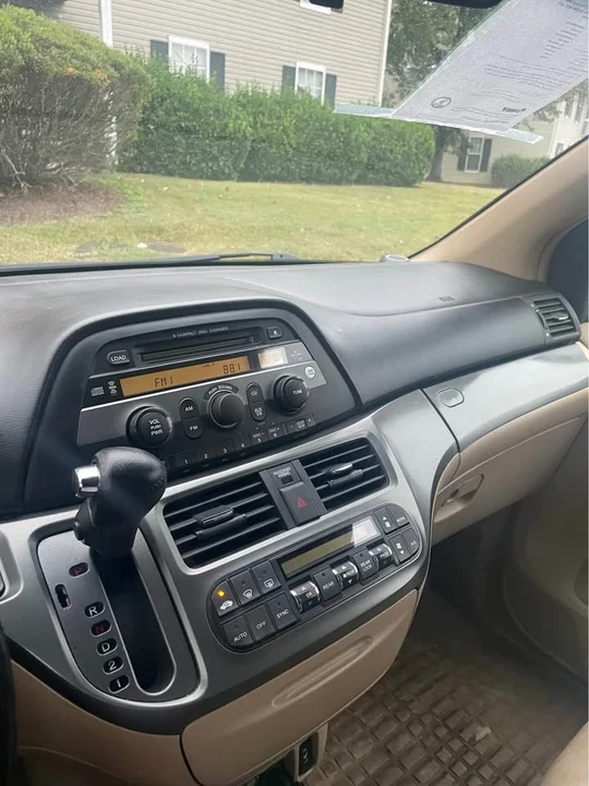 2006 Honda Odyssey - Image 9 of 14