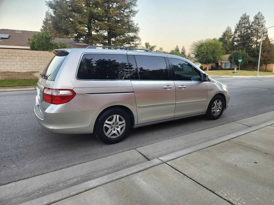 2006 Honda Odyssey - Image 2 of 7