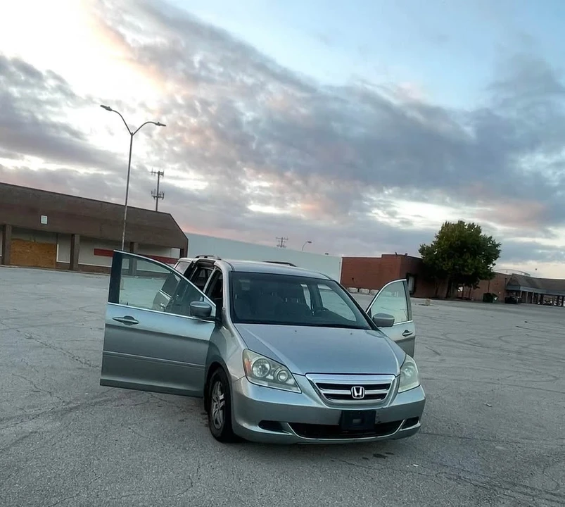 2006 Honda Odyssey - Image 8 of 15