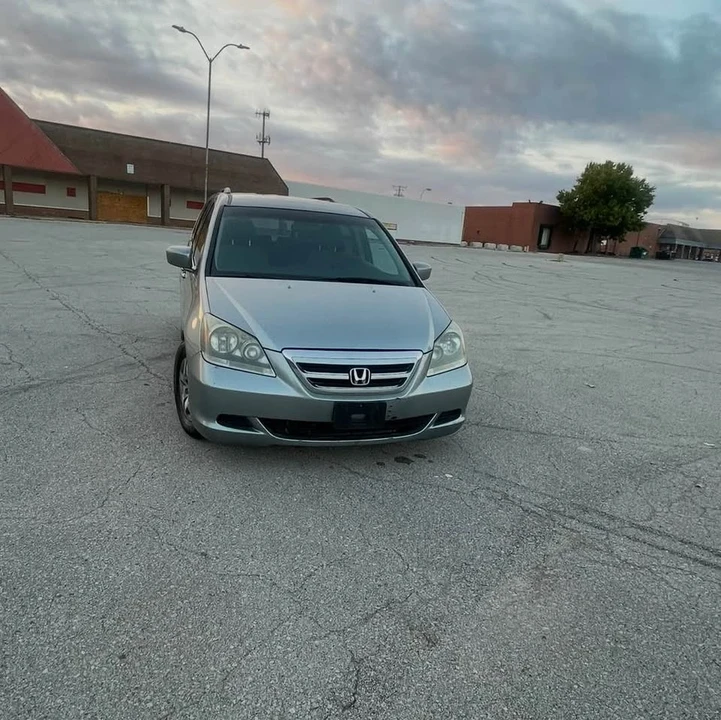 2006 Honda Odyssey - Image 3 of 15