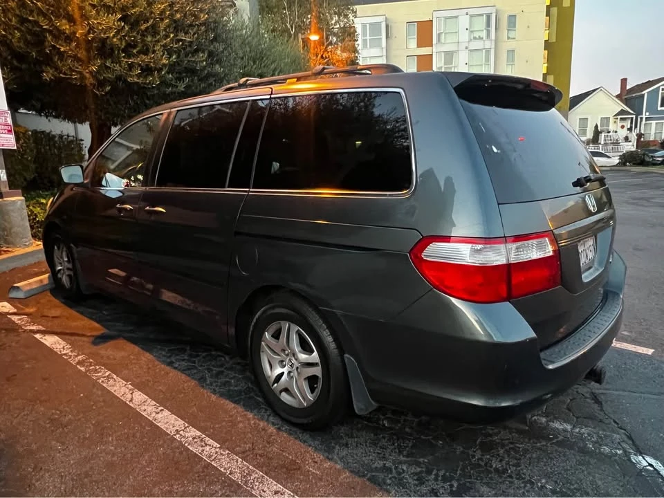 2006 Honda Odyssey - Image 2 of 4
