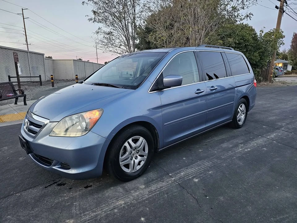 2006 Honda Odyssey - Image 2 of 11