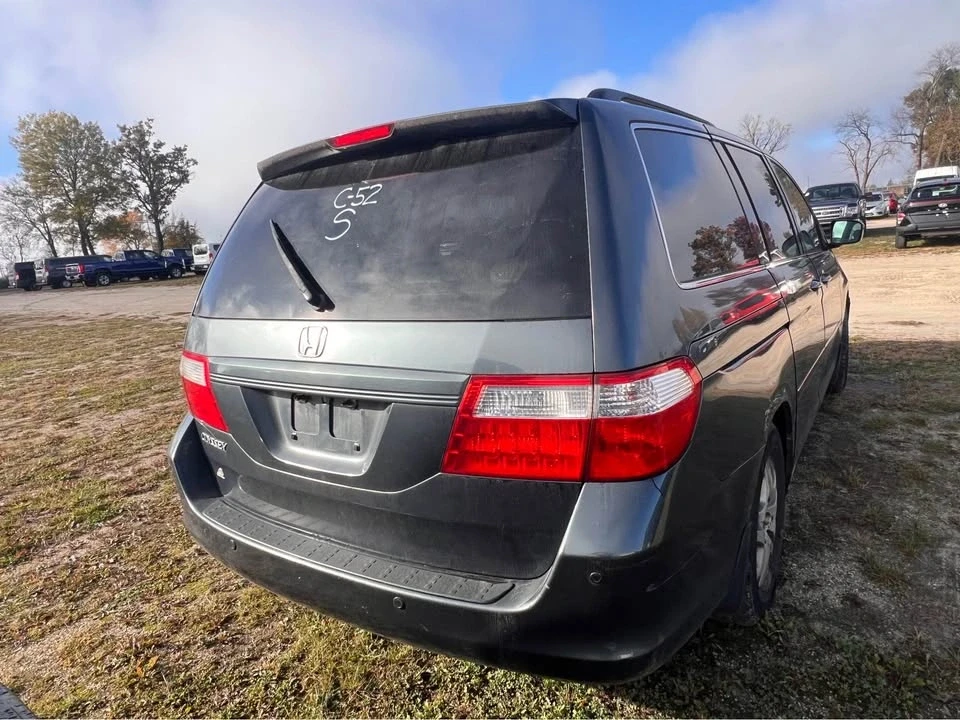 2006 Honda Odyssey - Image 2 of 9