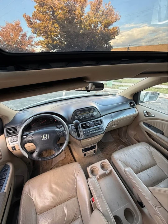 2006 Honda Odyssey - Image 10 of 11