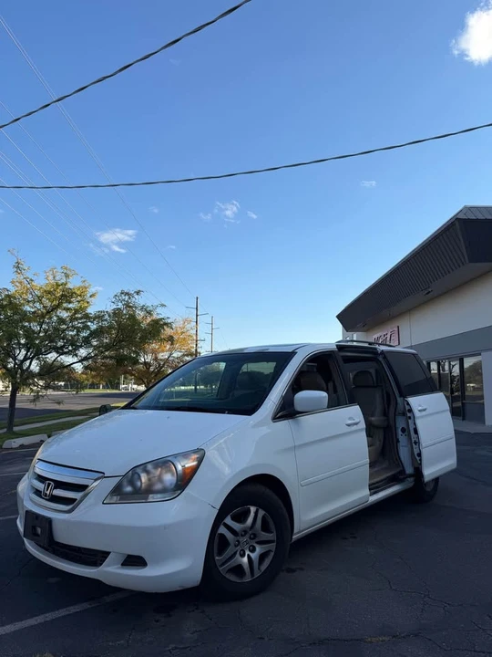2006 Honda Odyssey - Image 2 of 11