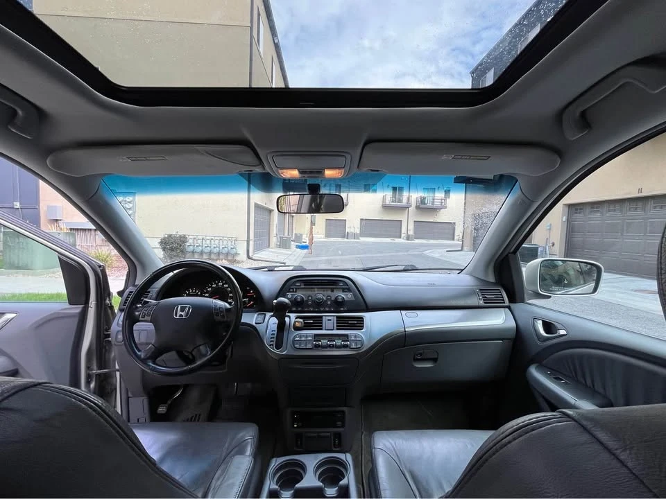 2006 Honda Odyssey - Image 8 of 10
