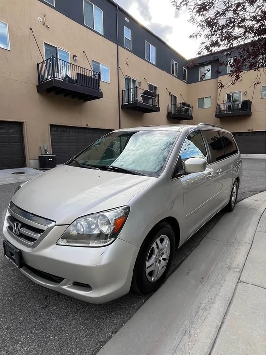 2006 Honda Odyssey - Image 2 of 10