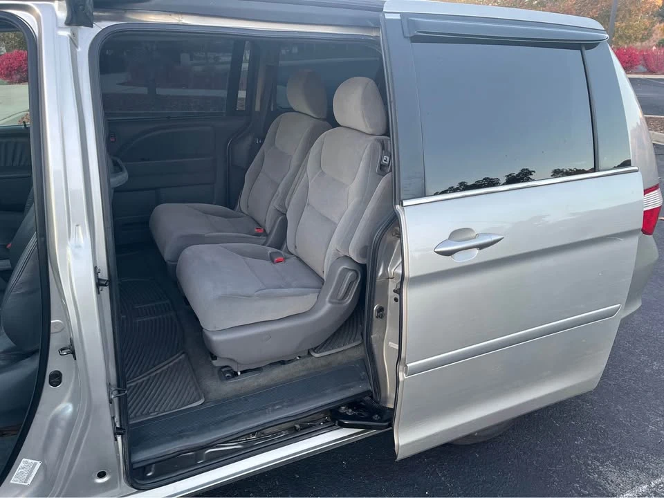 2006 Honda Odyssey - Image 3 of 9