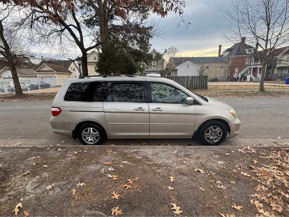 2006 Honda Odyssey - Image 3 of 5