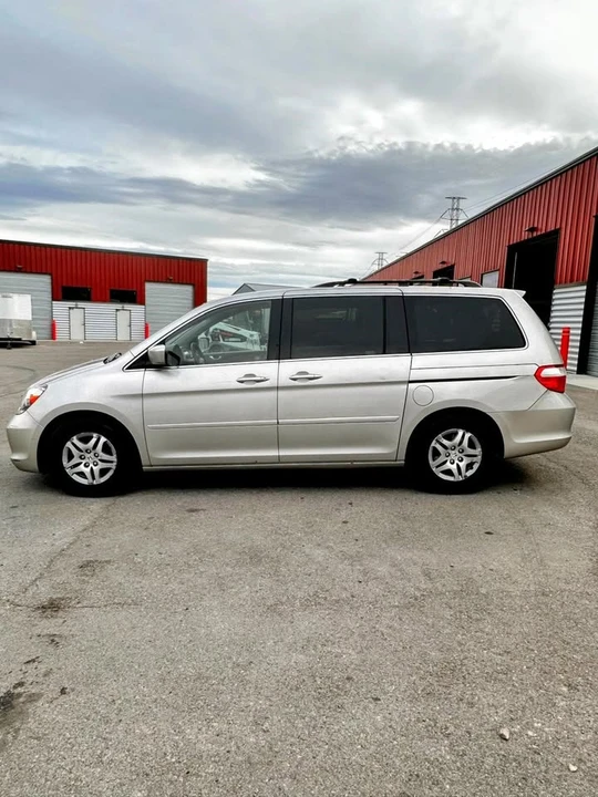 2006 Honda Odyssey - Image 11 of 17