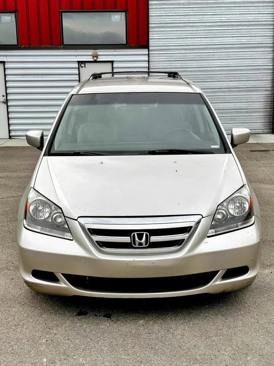 2006 Honda Odyssey - Image 2 of 17